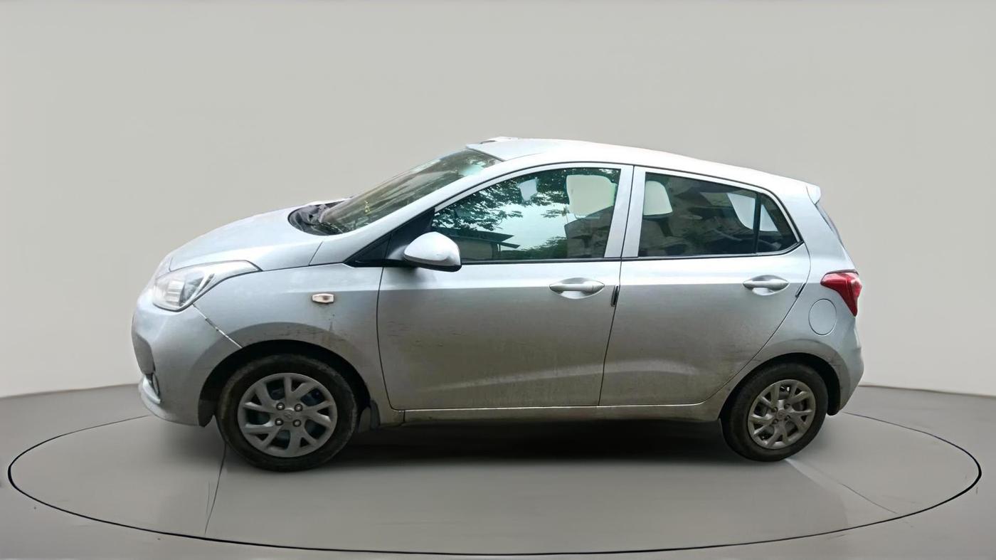 2017 Hyundai Grand i10 SPORTZ 1.2 KAPPA VTVT, Petrol, Manual, 42,001 km, exterior