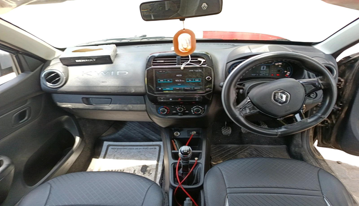 2025 Renault Kwid RXT 1.0, Petrol, Manual, 10,840 km, interior