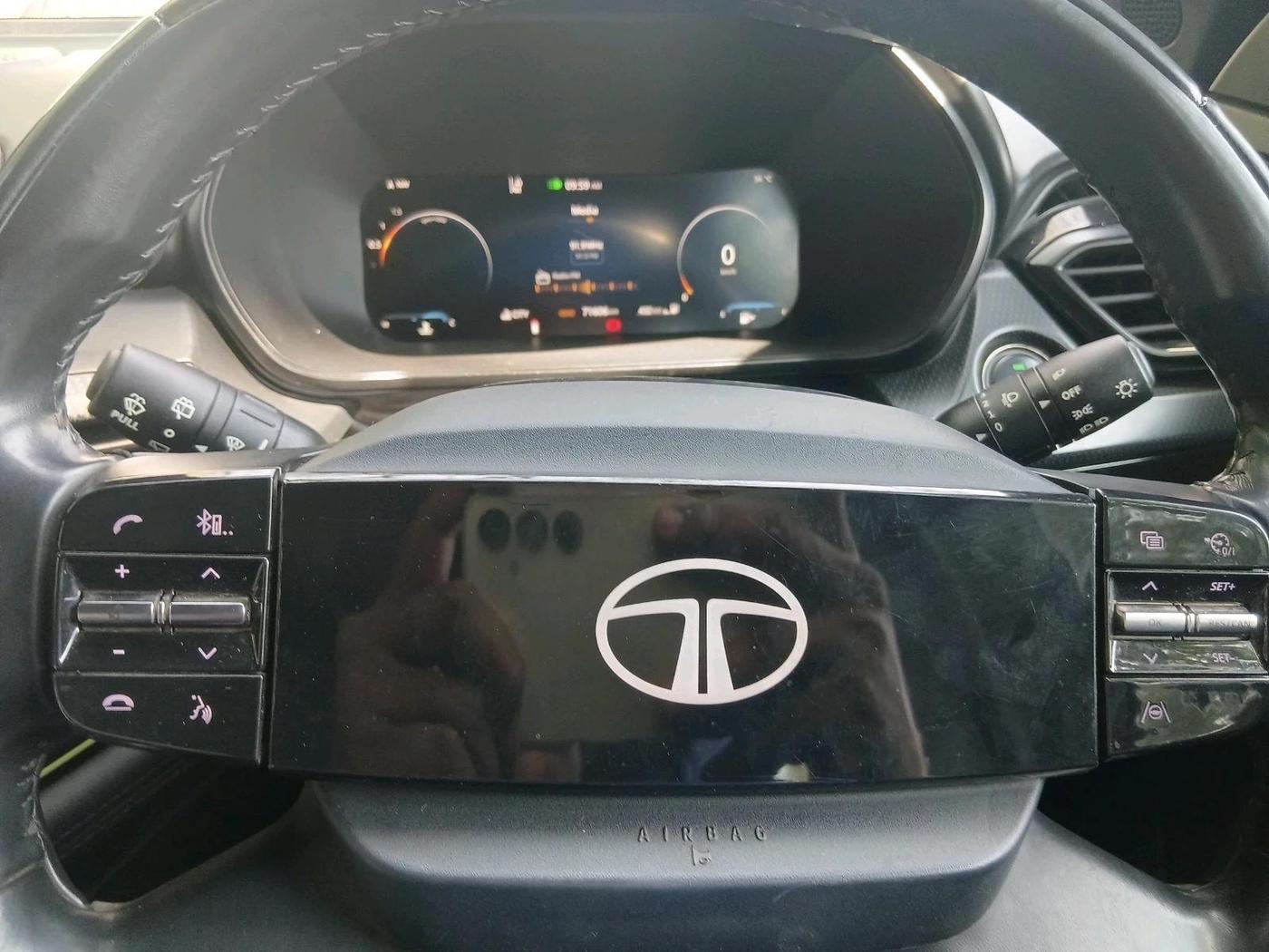 2023 Tata Safari ACCOMPLISHED PLUS 6 STR DARK EDITION, Diesel, Manual, 71,606 km, interior