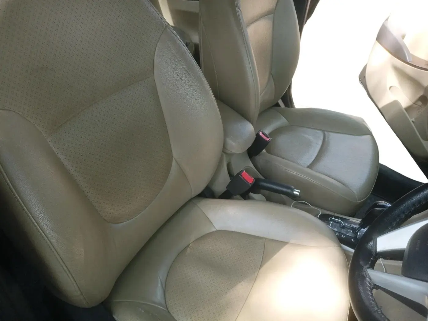 2011 Hyundai Verna FLUIDIC 1.6 VTVT SX OPT AT, Petrol, Automatic, 1,14,466 km, interior