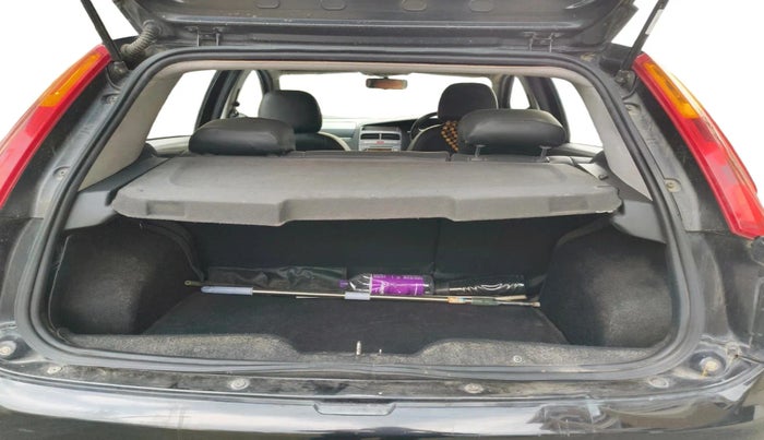 2012 Fiat Grand Punto EMOTION PACK 1.3 90 HP, Diesel, Manual, 1,10,000 km, exterior