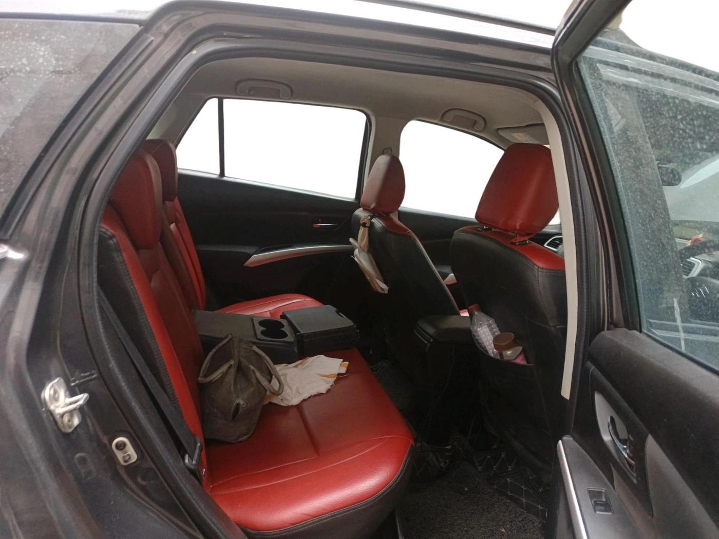 2016 Maruti S Cross ZETA 1.3, Diesel, Manual, 2,04,604 km, interior