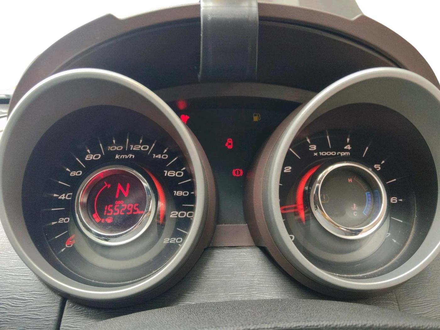 2014 Mahindra XUV500 W8, Diesel, Manual, 1,55,295 km, interior
