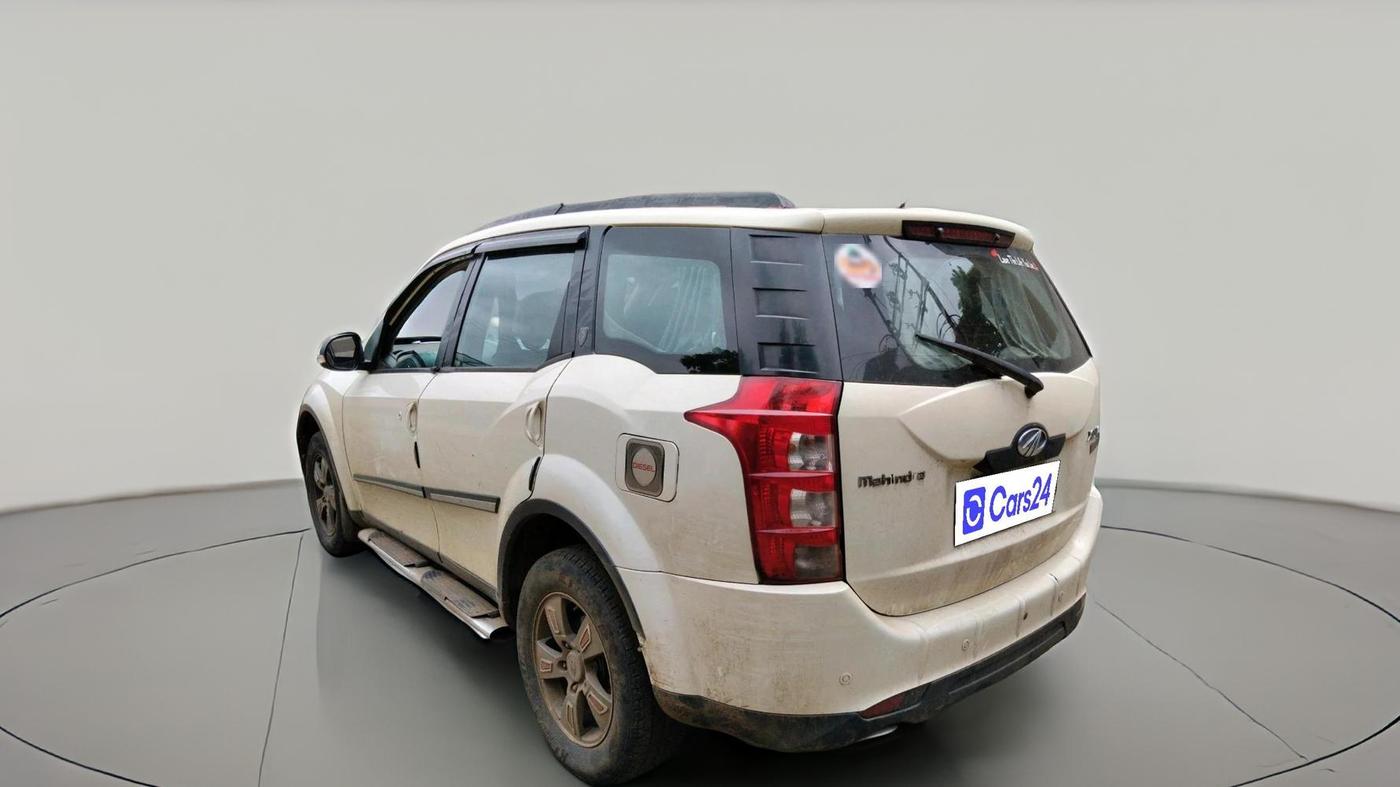 2014 Mahindra XUV500 W8, Diesel, Manual, 1,45,875 km, exterior