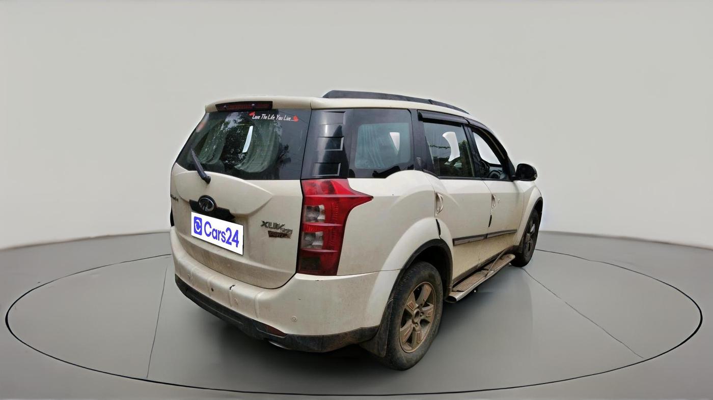 2014 Mahindra XUV500 W8, Diesel, Manual, 1,45,875 km, exterior