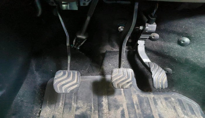 2022 Renault TRIBER RXZ, Petrol, Manual, 25,500 km, interior