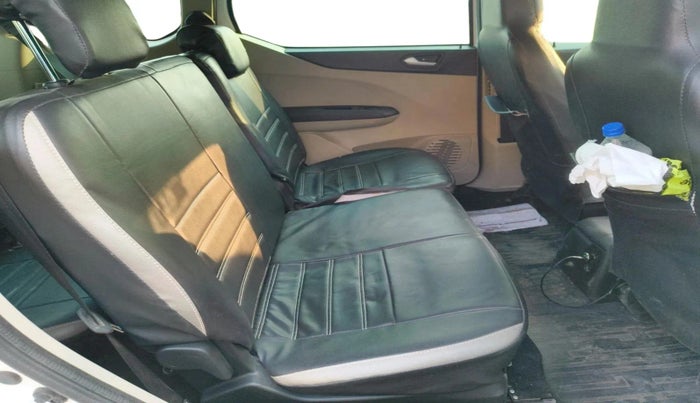 2022 Renault TRIBER RXZ, Petrol, Manual, 25,500 km, interior