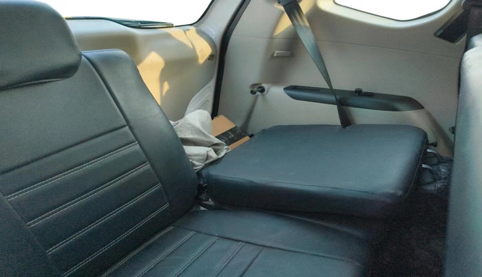 2022 Renault TRIBER RXZ, Petrol, Manual, 25,500 km, interior