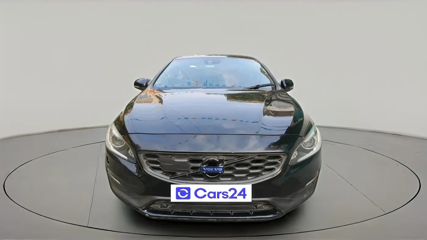 2016 Volvo S60 CROSS COUNTRY INSCRIPTION, Diesel, Automatic, 73,589 km, exterior