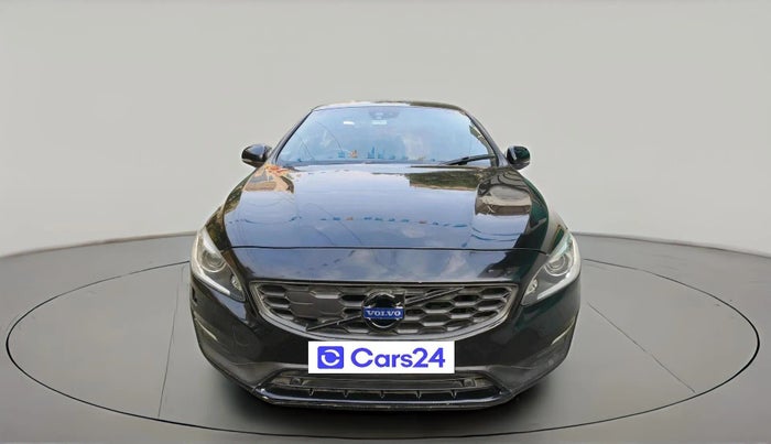 2016 Volvo S60 CROSS COUNTRY INSCRIPTION, Diesel, Automatic, 73,589 km, exterior