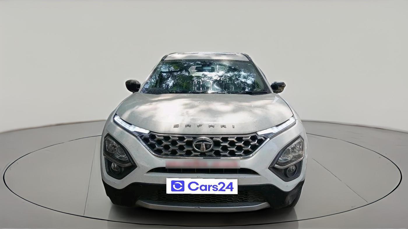 2022 Tata Safari XZA PLUS, Diesel, Automatic, 1,36,136 km, exterior