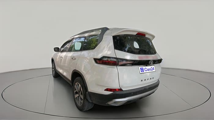 2022 Tata Safari XZA PLUS, Diesel, Automatic, 1,36,136 km, exterior