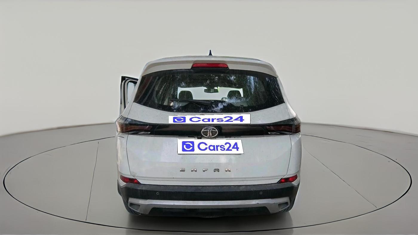 2022 Tata Safari XZA PLUS, Diesel, Automatic, 1,36,136 km, exterior