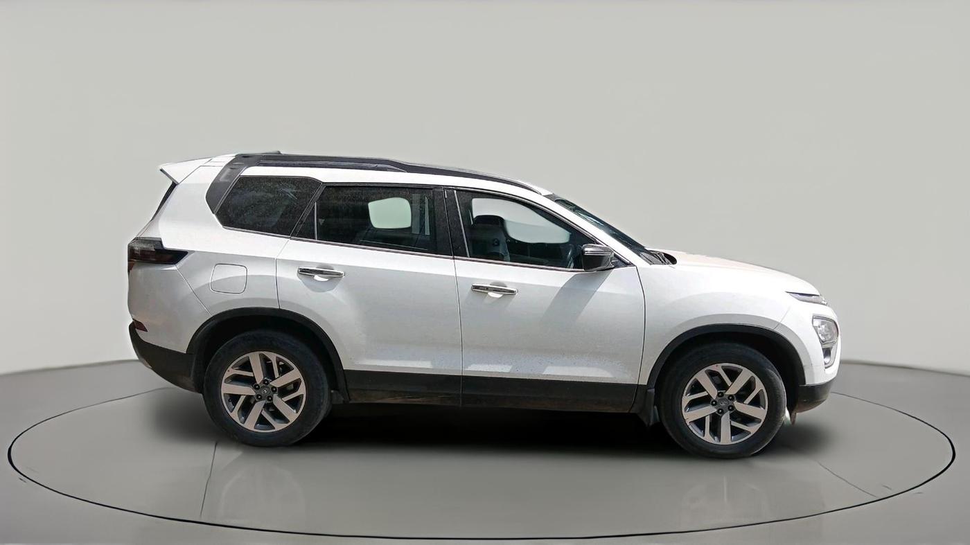 2022 Tata Safari XZA PLUS, Diesel, Automatic, 1,36,136 km, exterior