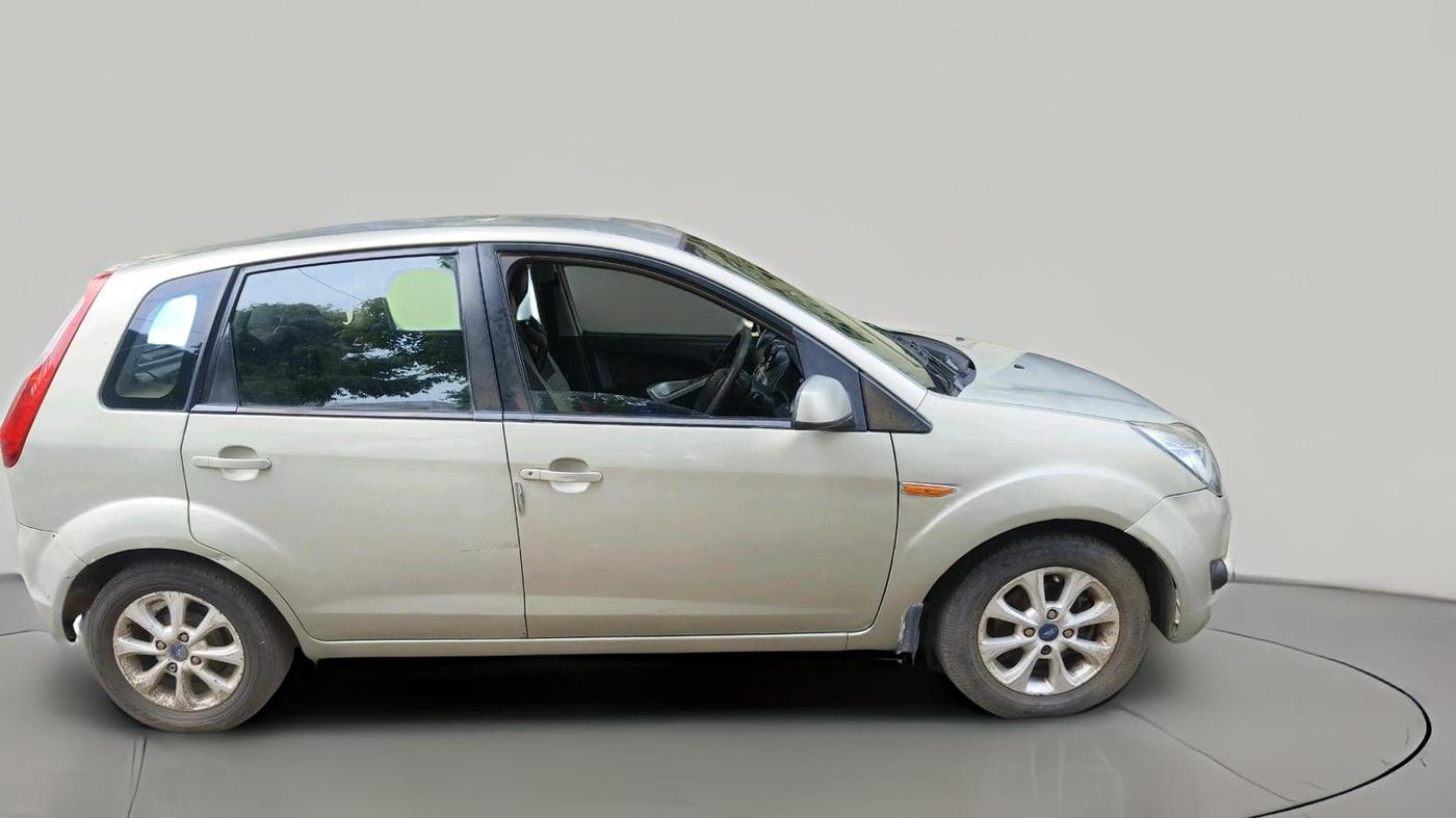 2012 Ford Figo TITANIUM 1.4 DIESEL, Diesel, Manual, 1,79,206 km, exterior