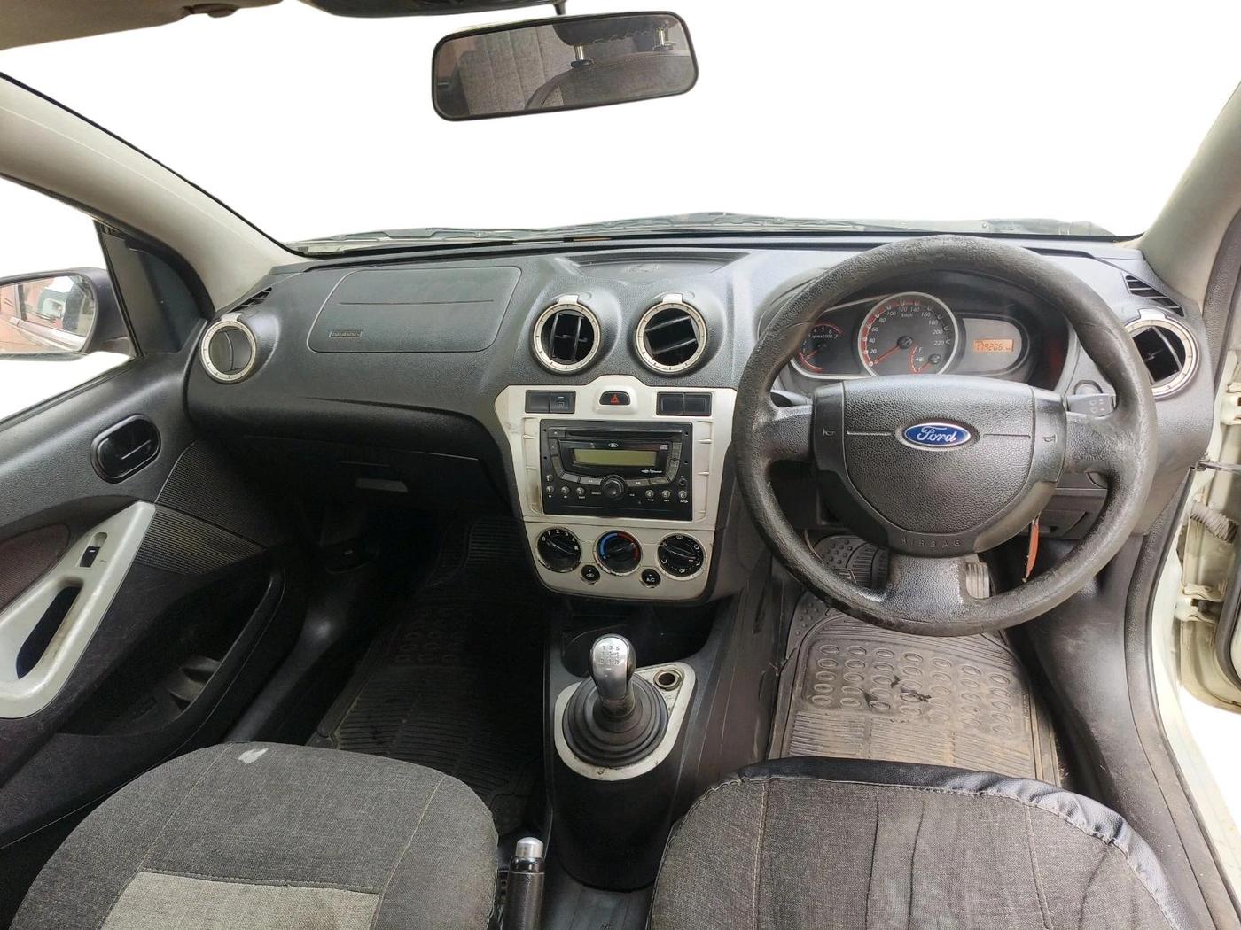 2012 Ford Figo TITANIUM 1.4 DIESEL, Diesel, Manual, 1,79,206 km, interior