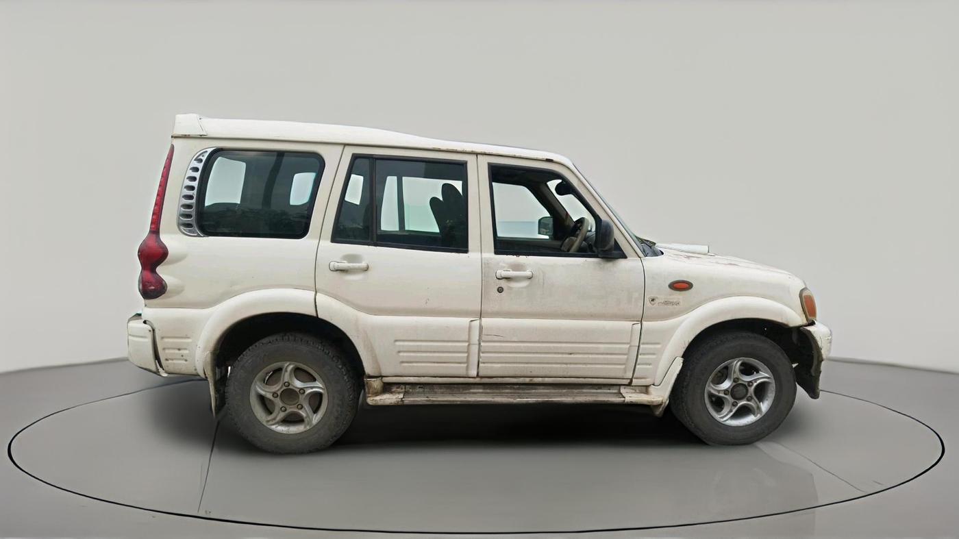2008 Mahindra Scorpio VLX 2WD, Diesel, Manual, 38,148 km, exterior
