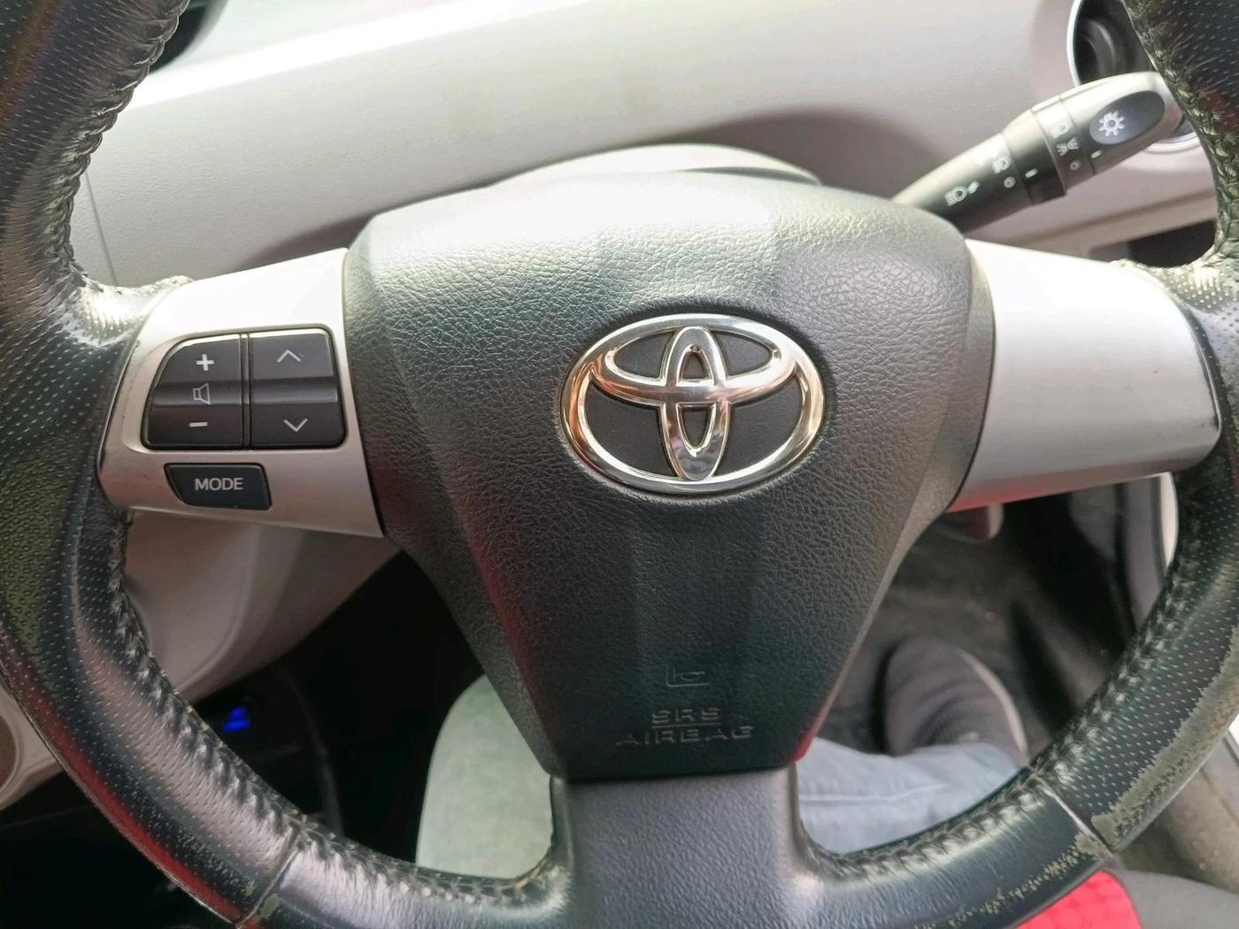 2011 Toyota Etios VX, Petrol, Manual, 19,309 km, interior