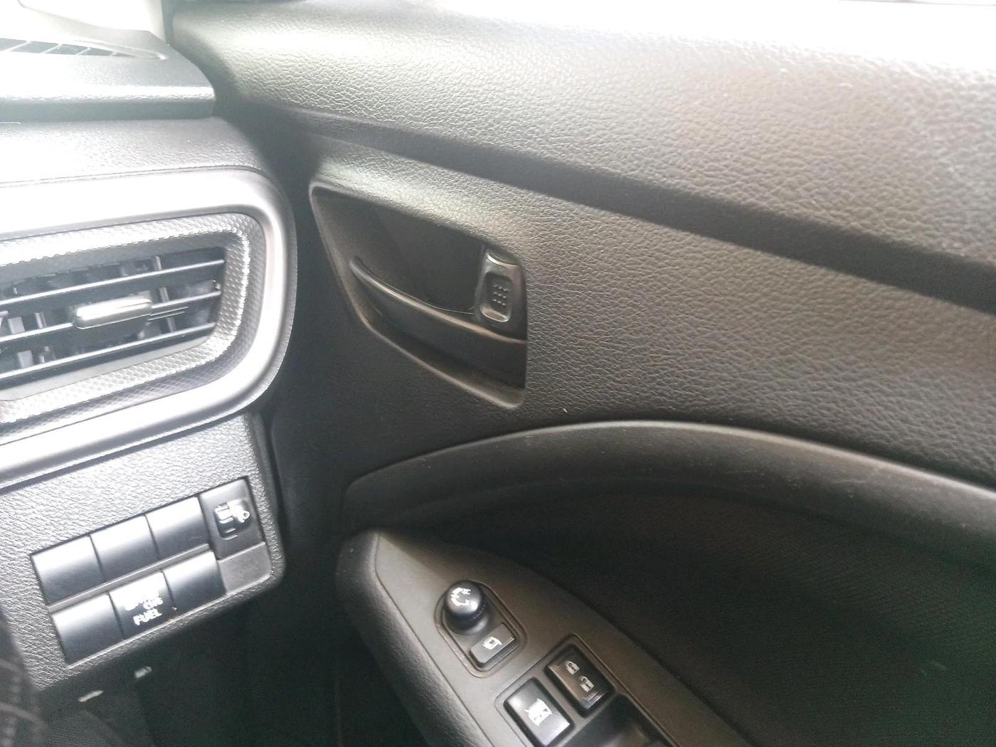 2024 Maruti BREZZA VXI S-CNG, CNG, Manual, 57,553 km, interior