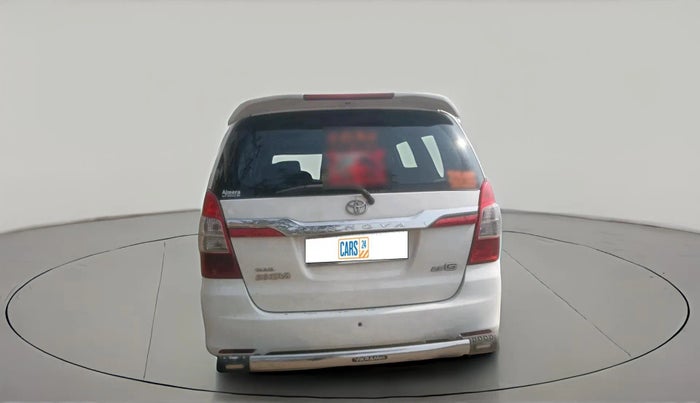 2011 Toyota Innova 2.5 G4 8 STR, Diesel, Manual, 2,71,710 km, exterior