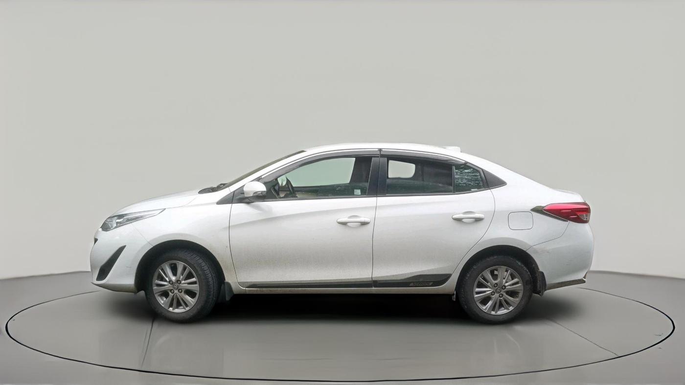 2020 Toyota YARIS G CVT, Petrol, Automatic, 69,139 km, exterior