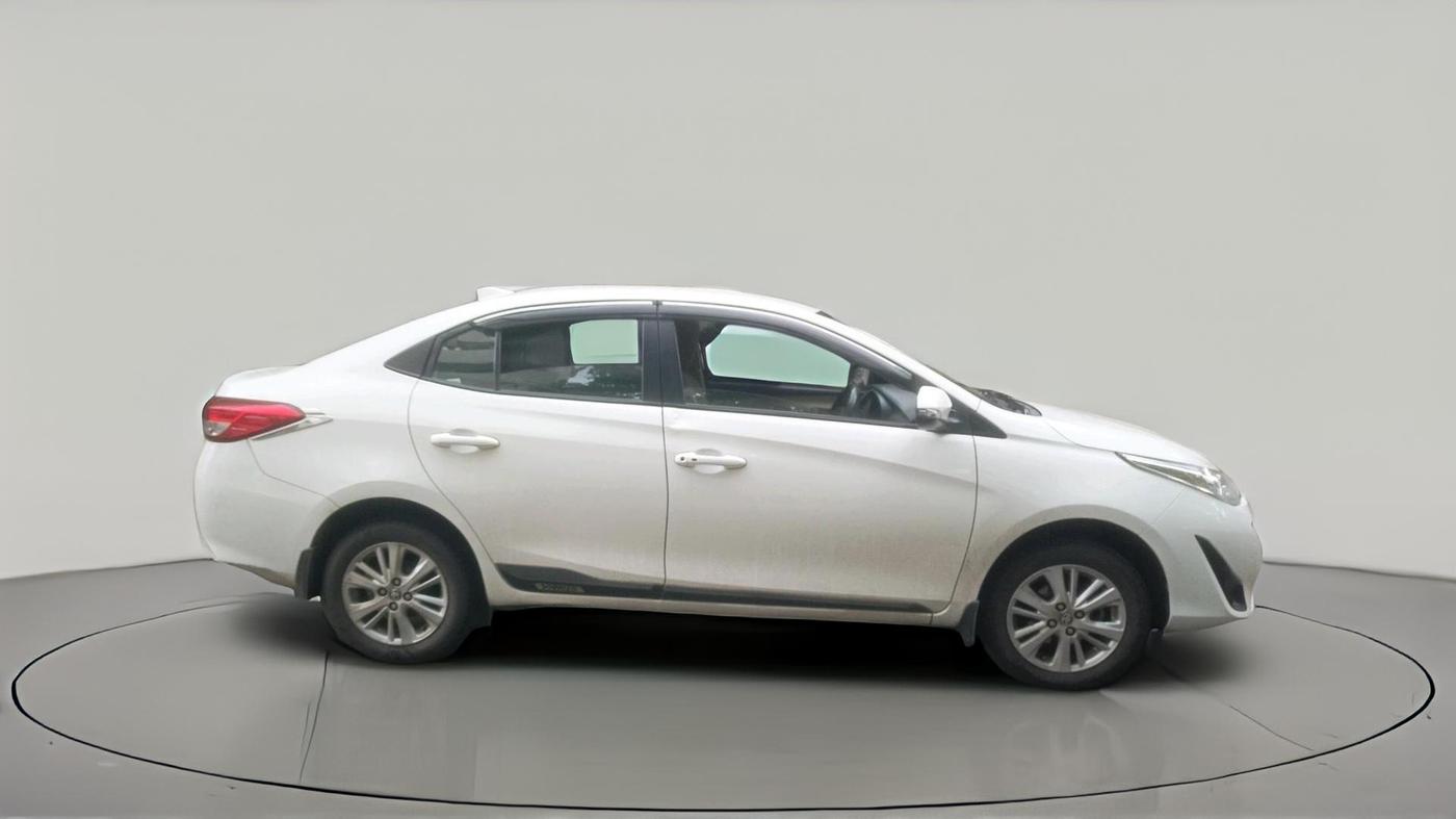 2020 Toyota YARIS G CVT, Petrol, Automatic, 69,139 km, exterior