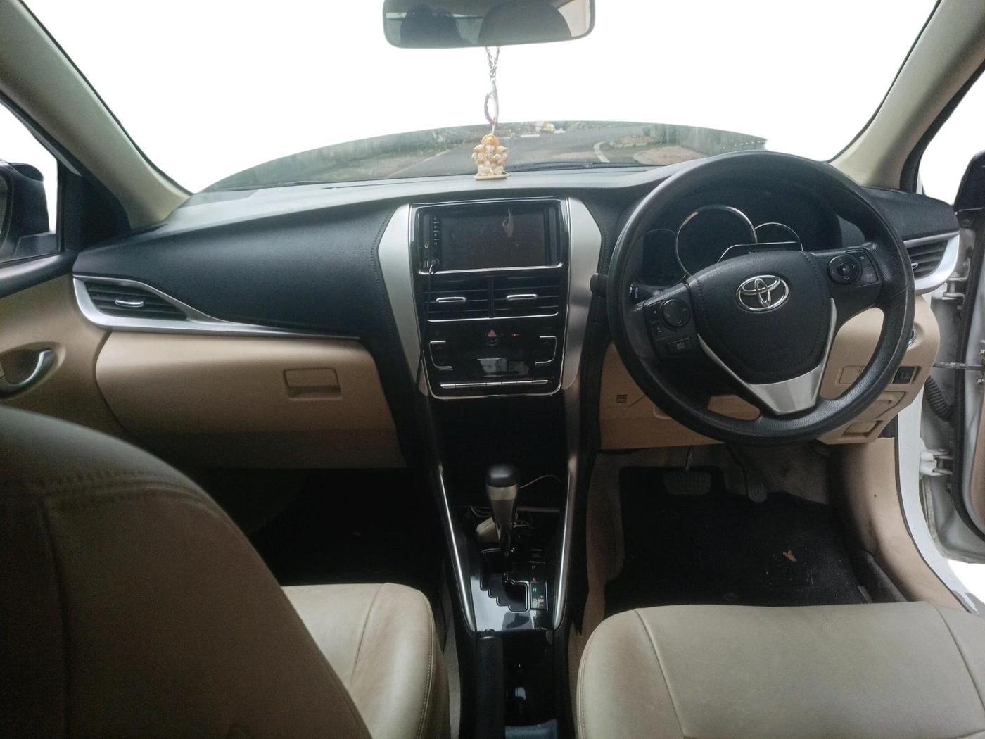 2020 Toyota YARIS G CVT, Petrol, Automatic, 69,139 km, interior
