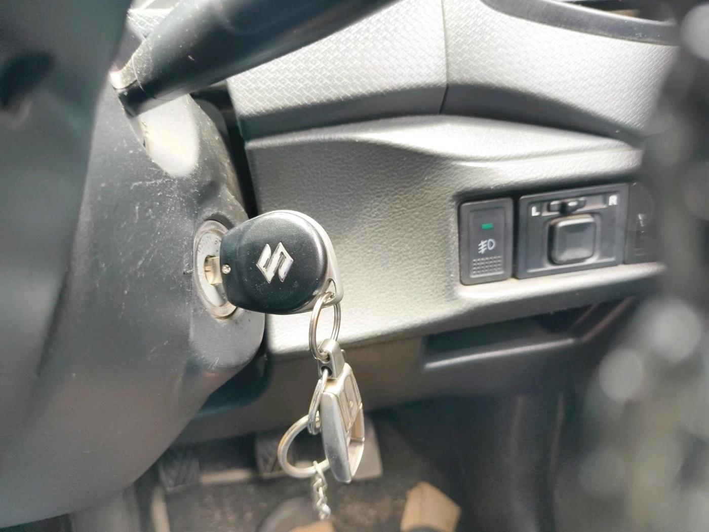 2017 Maruti Vitara Brezza VDI (O), Diesel, Manual, 1,24,200 km, interior