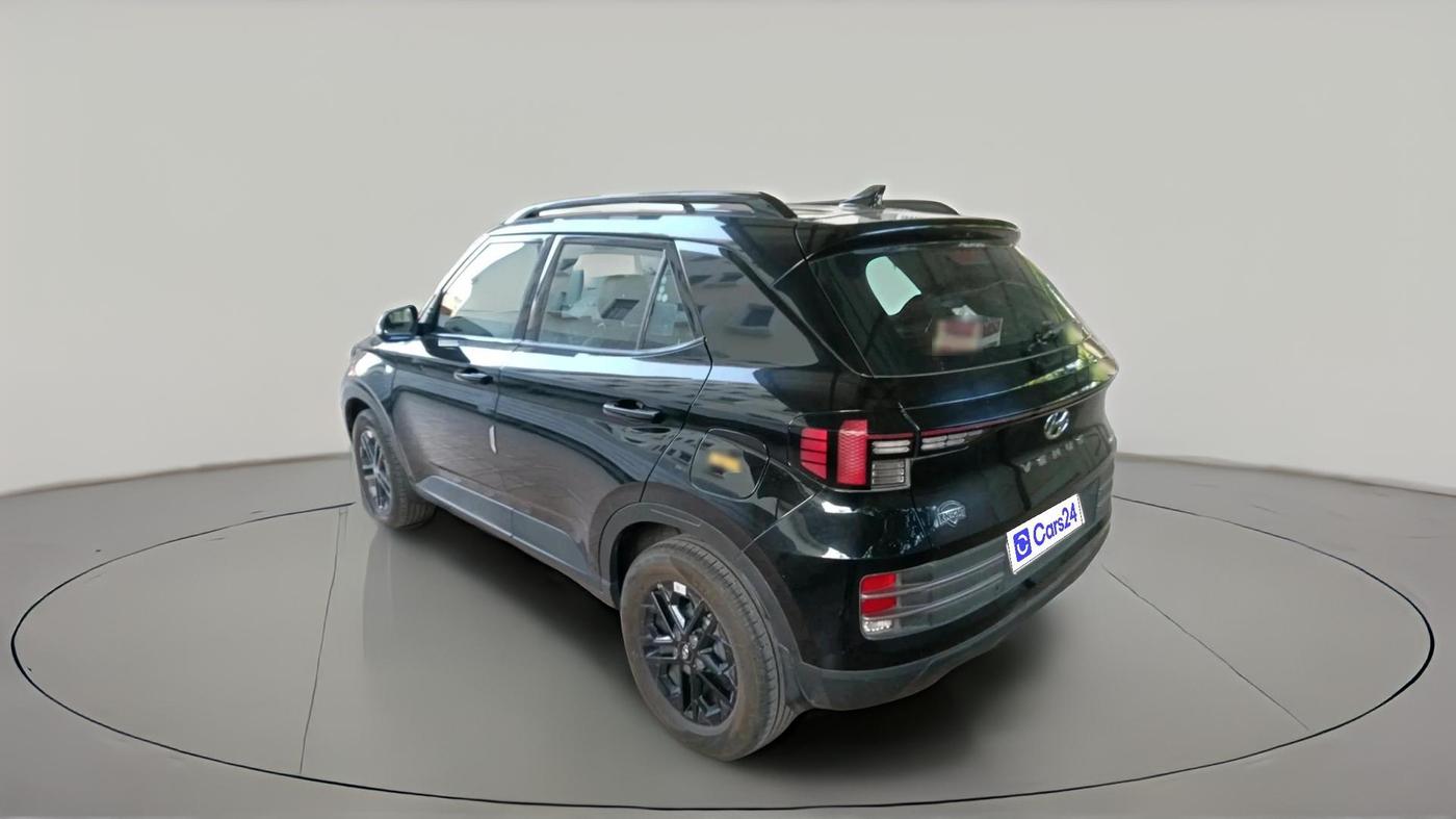 2024 Hyundai VENUE SX(O) 1.0 Turbo DCT Knight Edition, Petrol, Automatic, 24,210 km, exterior