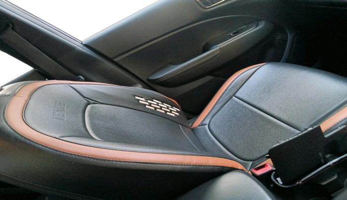 2024 Hyundai VENUE SX(O) 1.0 Turbo DCT Knight Edition, Petrol, Automatic, 24,210 km, interior