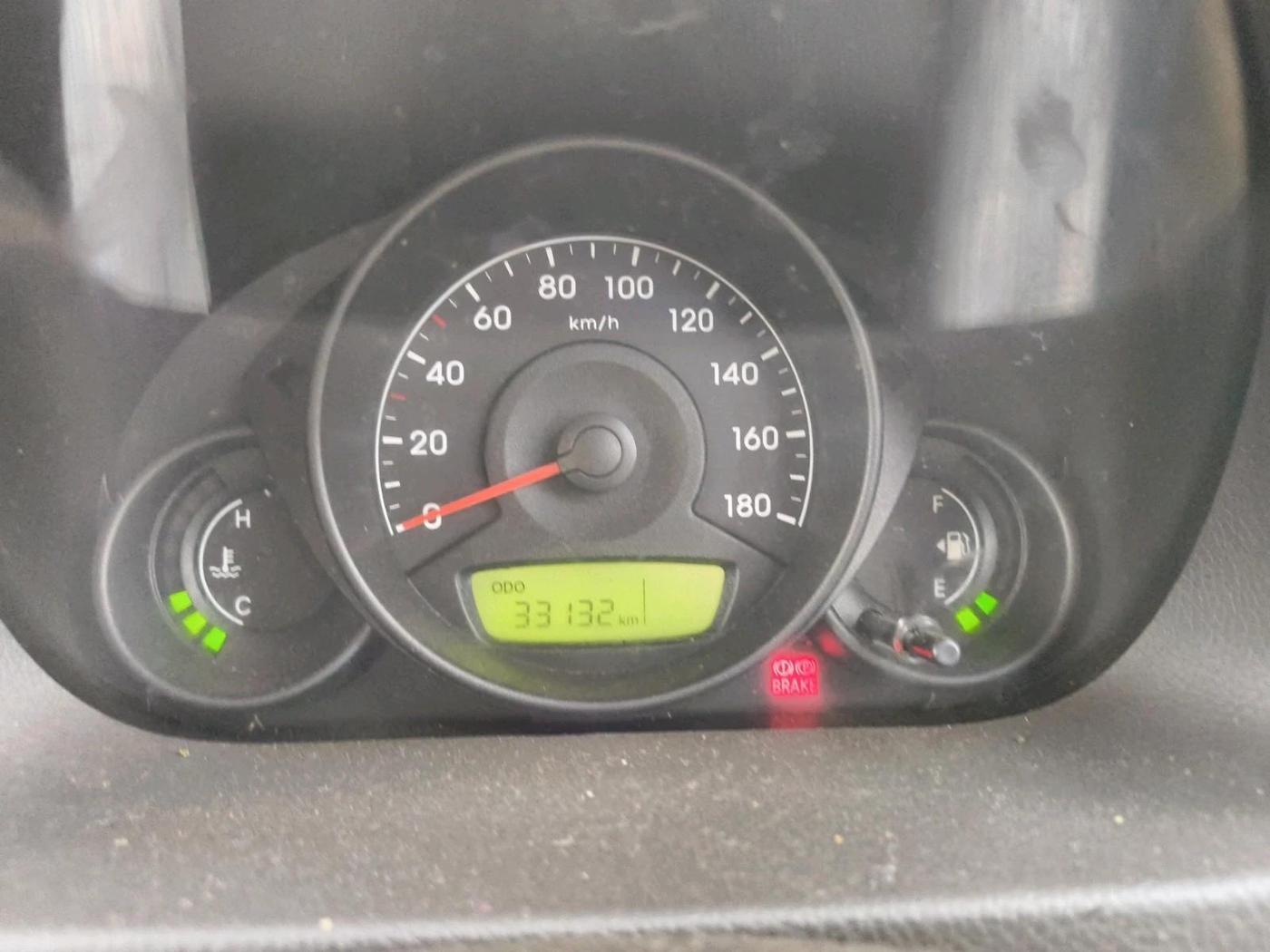2012 Hyundai Eon ERA, Petrol, Manual, 33,200 km, interior