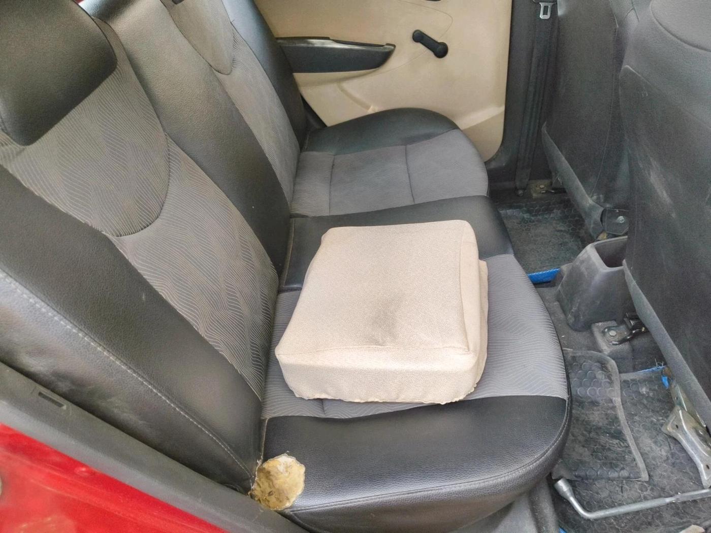 2012 Hyundai Eon ERA, Petrol, Manual, 33,200 km, interior