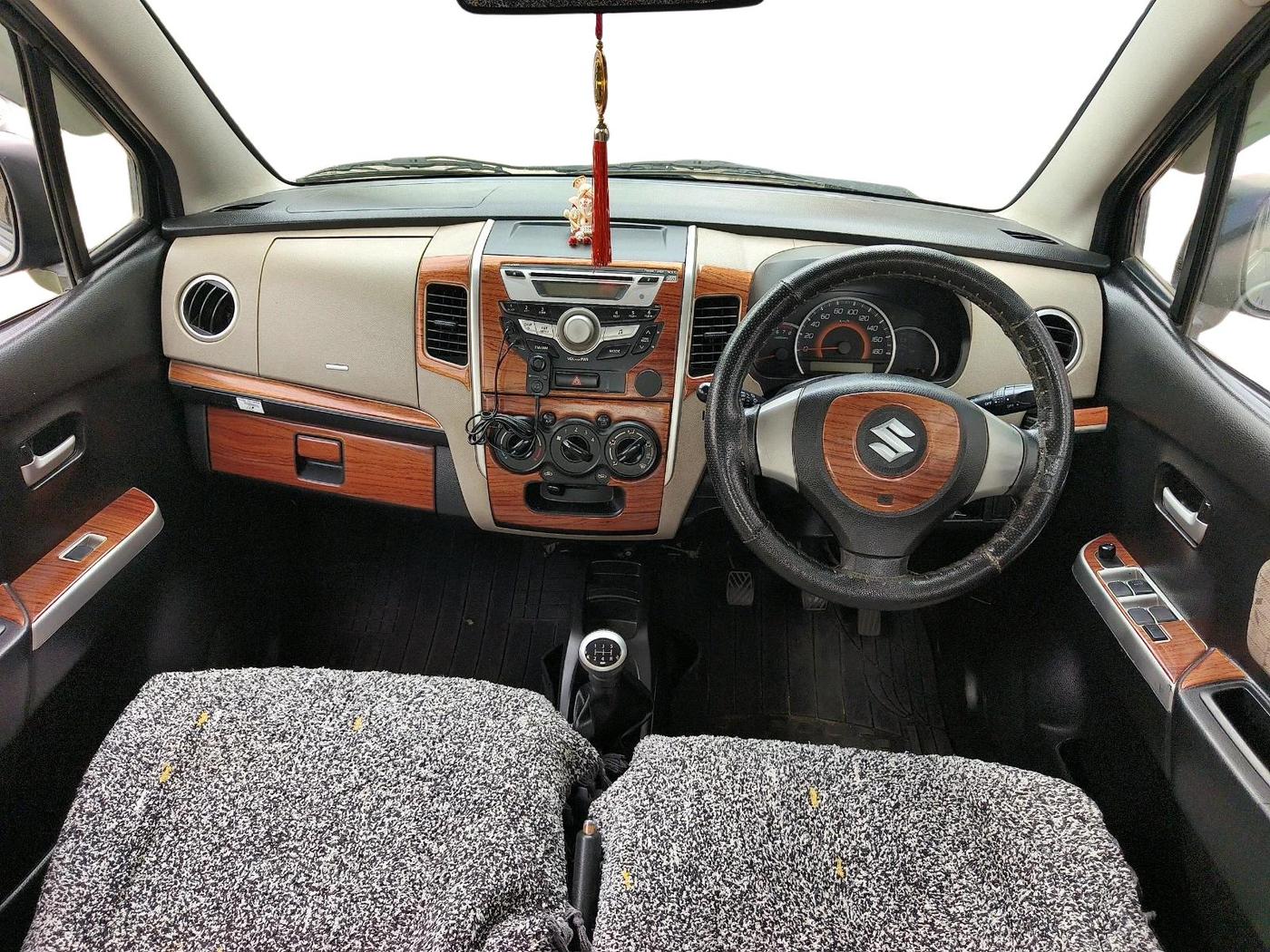 2016 Maruti Wagon R 1.0 VXI, Petrol, Manual, 88,230 km, interior