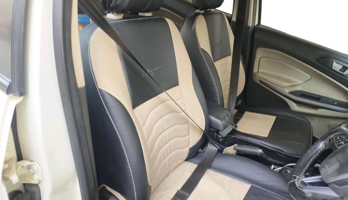 2019 Ford Ecosport TITANIUM 1.5L DIESEL, Diesel, Manual, 1,80,551 km, interior
