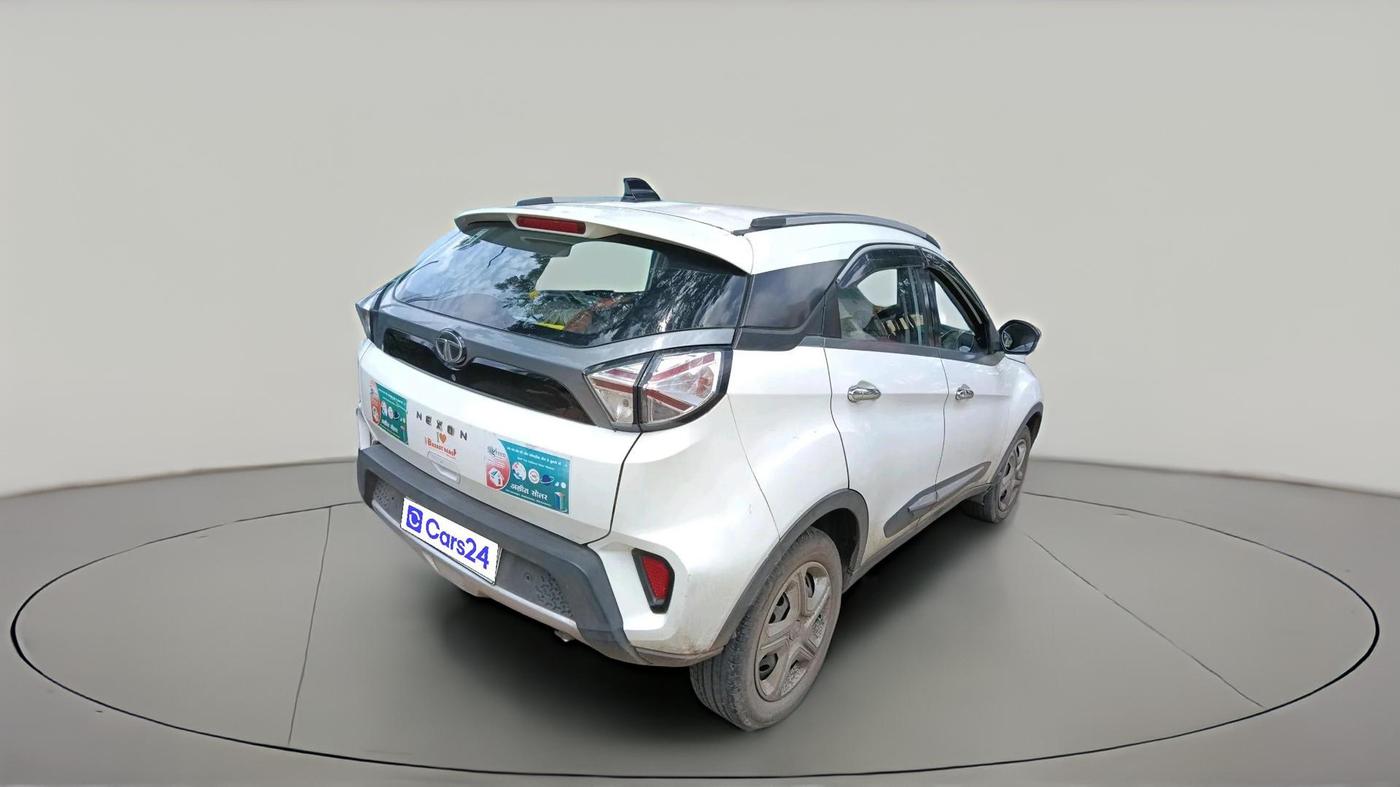 2021 Tata NEXON XZ PETROL, Petrol, Manual, 1,38,400 km, exterior