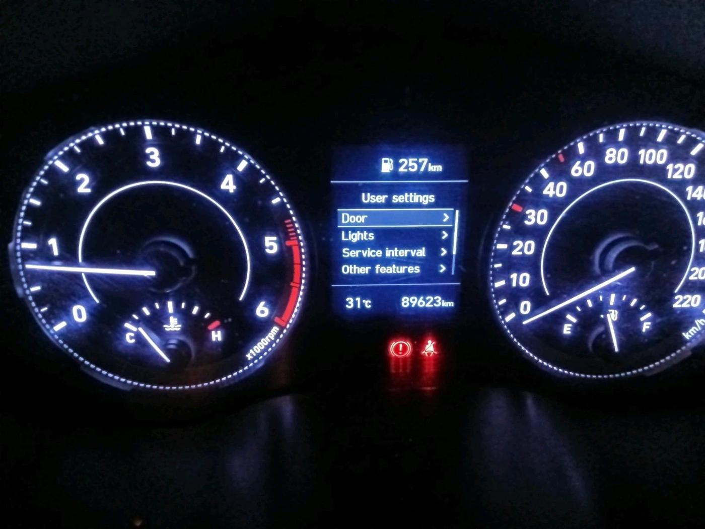 2019 Hyundai VENUE SX(O) 1.4 CRDI, Diesel, Manual, 89,623 km, interior