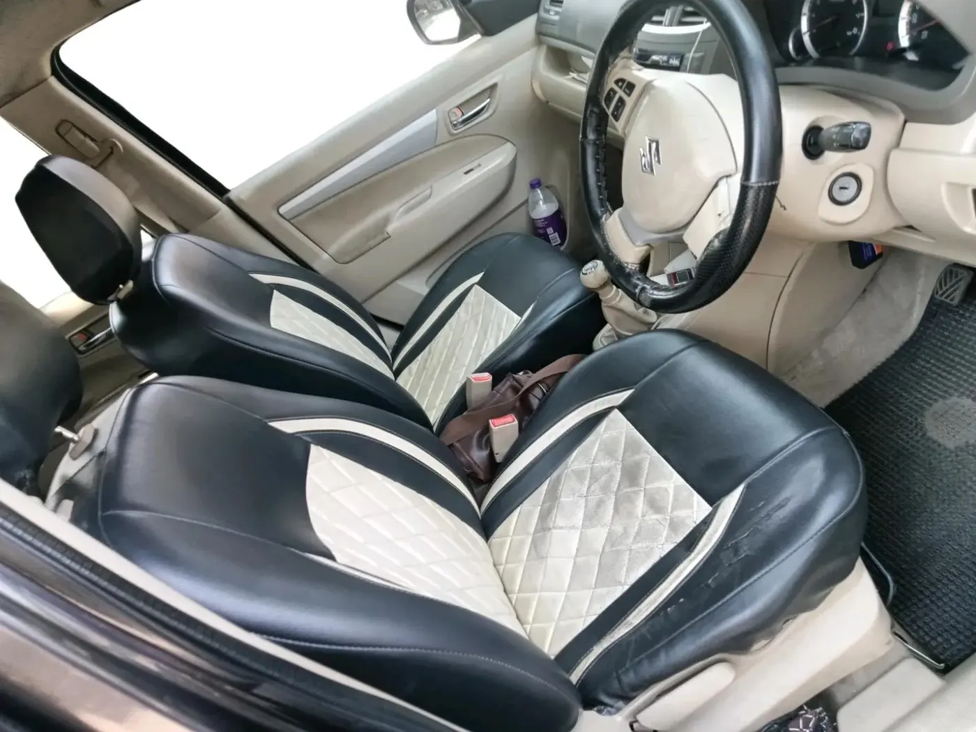 2016 Maruti Ertiga VXI, Petrol, Manual, 68,260 km, interior