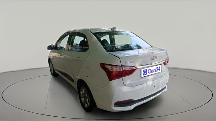 2017 Hyundai Xcent SX 1.2, Petrol, Manual, 1,12,874 km, exterior