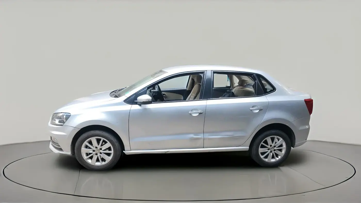 2016 Volkswagen Ameo HIGHLINE1.2L, Petrol, Manual, 57,338 km, exterior