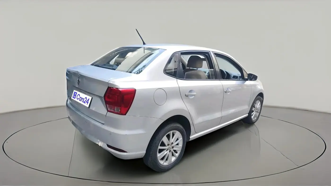 2016 Volkswagen Ameo HIGHLINE1.2L, Petrol, Manual, 57,338 km, exterior