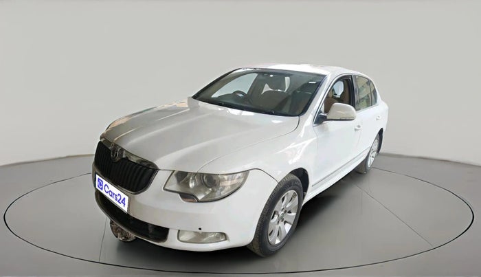 2012 Skoda Superb ELEGANCE 2.0 TDI CR AT, Diesel, Automatic, 1,01,498 km, exterior