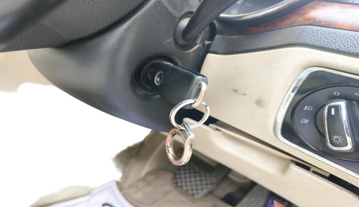 2012 Skoda Superb ELEGANCE 2.0 TDI CR AT, Diesel, Automatic, 1,01,498 km, interior