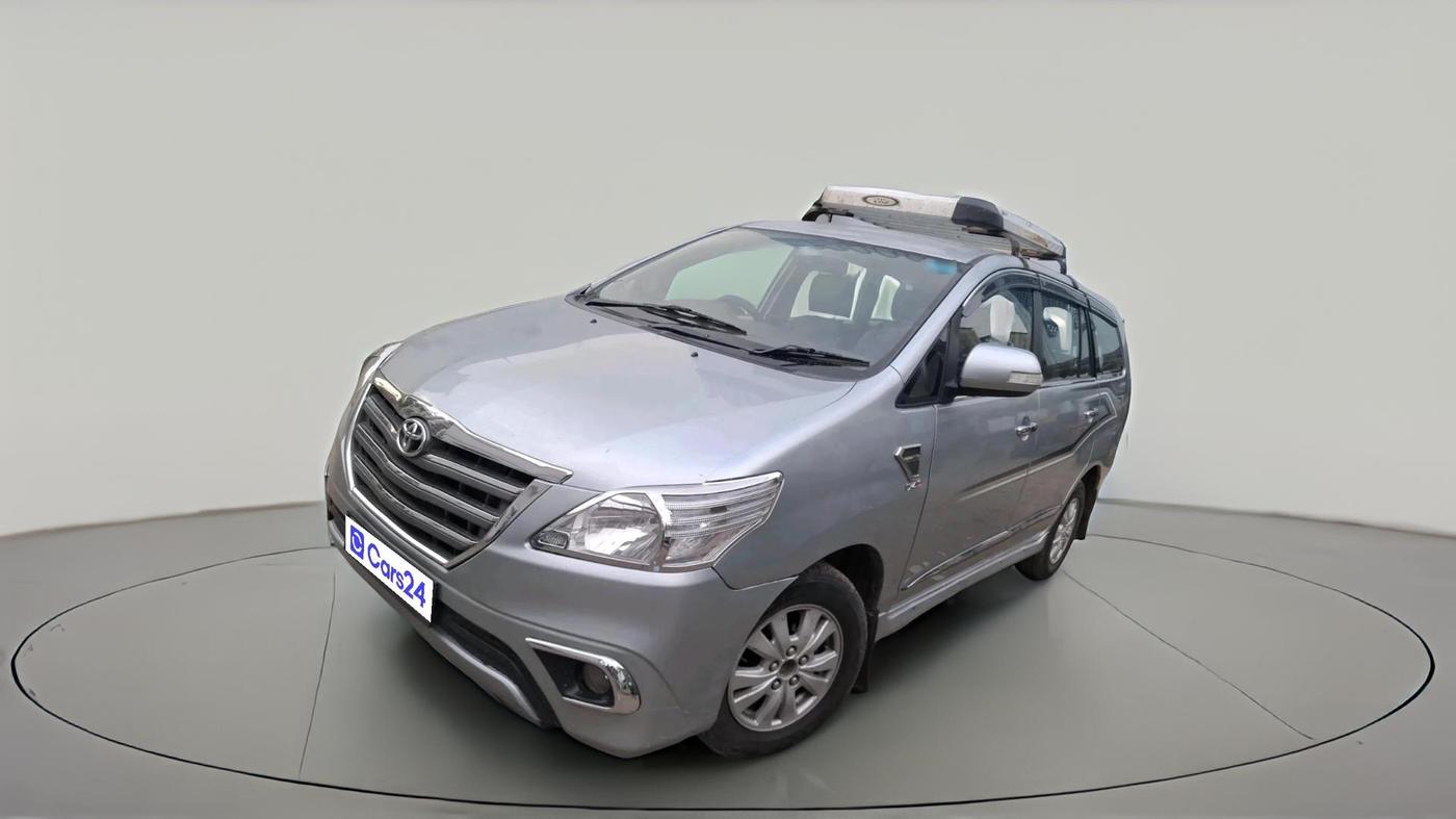 2011 Toyota Innova V 2.5 7 STR, Diesel, Manual, 2,52,249 km, exterior