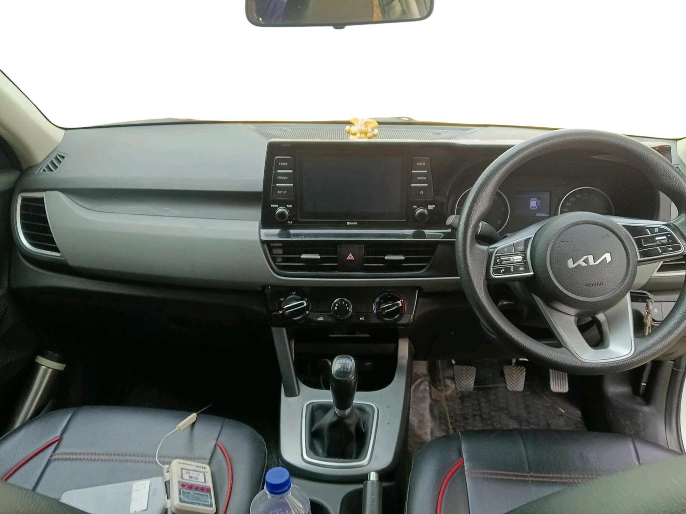2022 KIA SELTOS HTK 1.5 DIESEL, Diesel, Manual, 1,29,890 km, interior