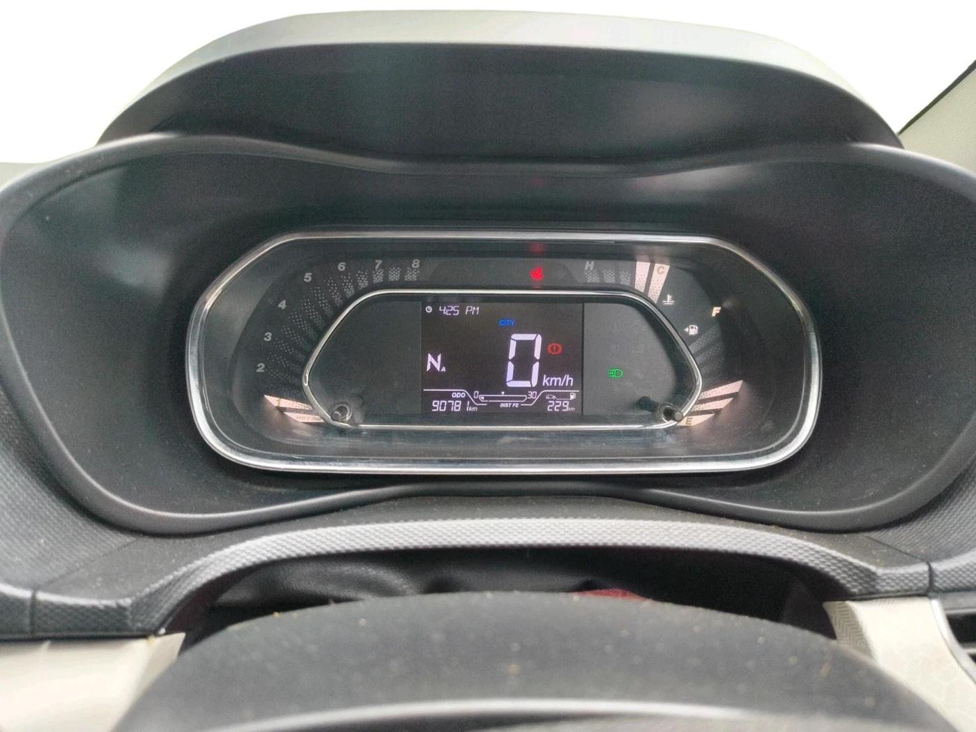 2021 Tata NEXON XZA PLUS DIESEL, Diesel, Automatic, 90,781 km, interior