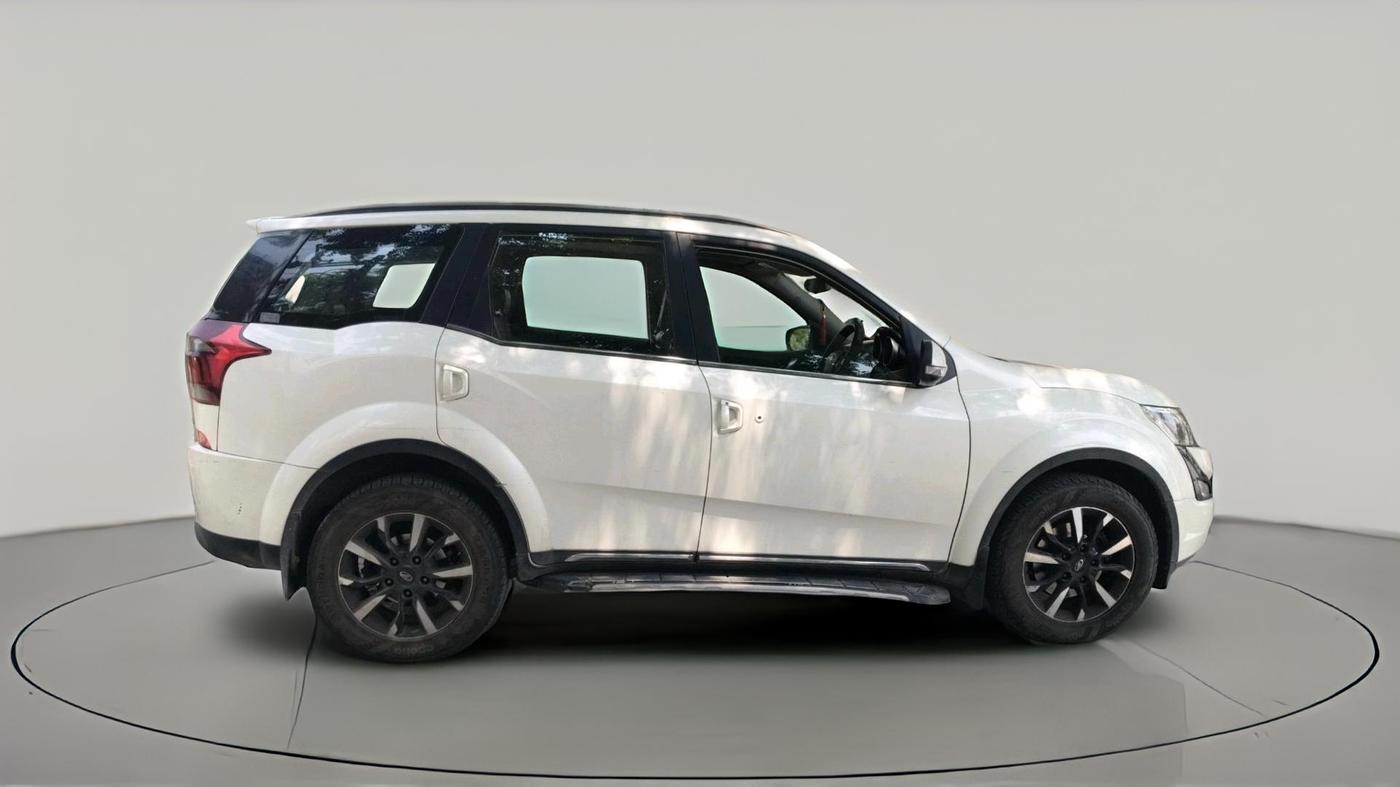 2018 Mahindra XUV500 W11, Diesel, Manual, 79,857 km, exterior