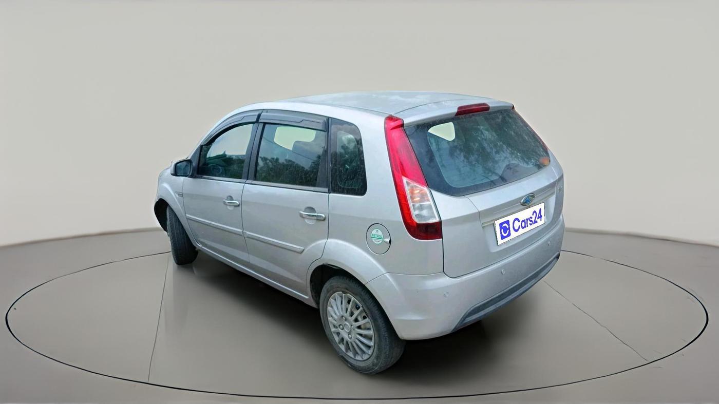 2015 Ford Figo ZXI 1.2 PETROL, Petrol, Manual, 41,694 km, exterior