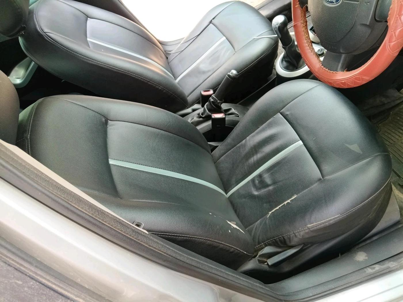 2015 Ford Figo ZXI 1.2 PETROL, Petrol, Manual, 41,694 km, interior