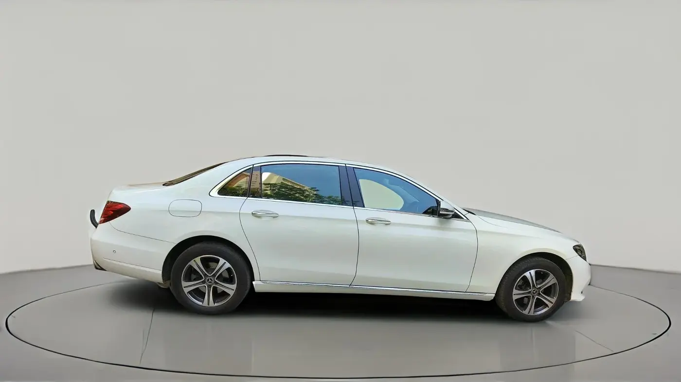2020 Mercedes Benz E Class EXCLUSIVE 220 D, Diesel, Automatic, 34,805 km, exterior