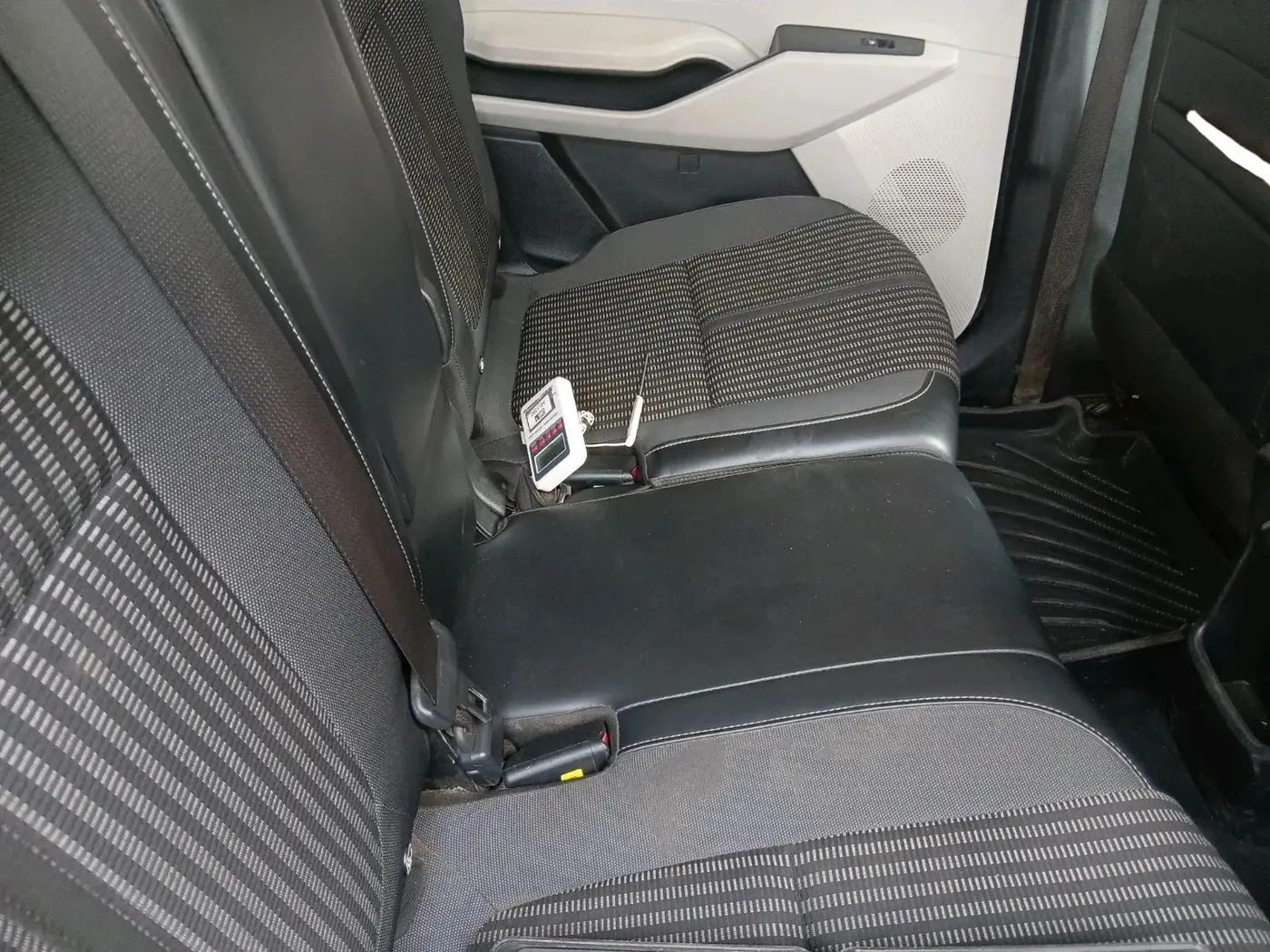 2024 KIA CARENS Prestige (O) 1.5 Petrol 7 STR, Petrol, Manual, 41,400 km, interior